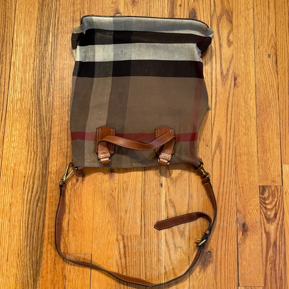 Used Burberry bag